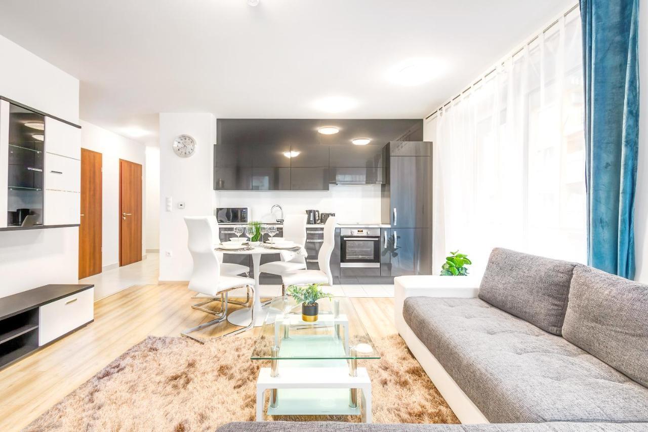 Modern Apartment With Free Garage And Balcony In The Downtown Budapest Exterior foto