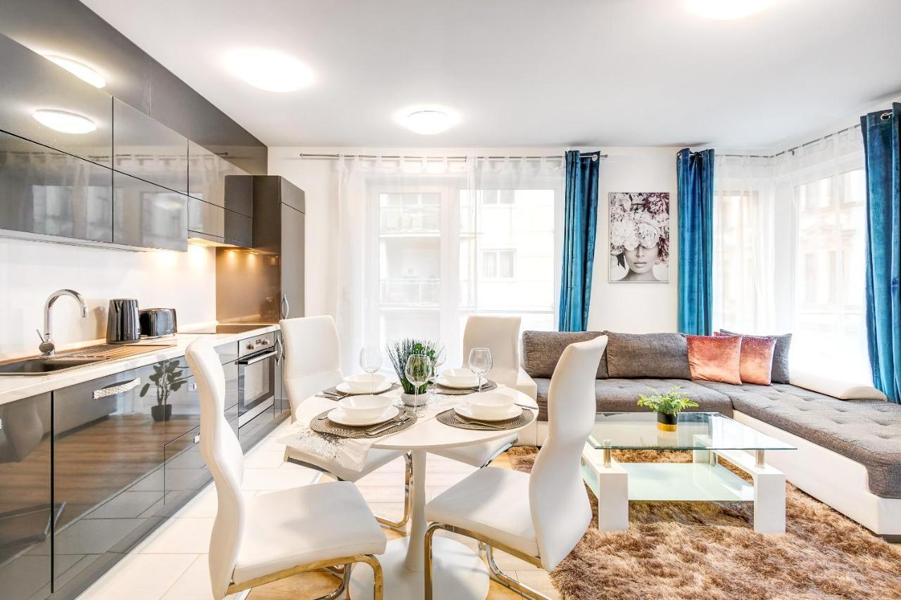 Modern Apartment With Free Garage And Balcony In The Downtown Budapest Exterior foto