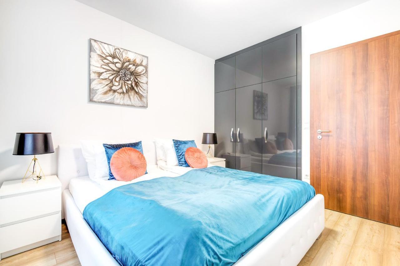 Modern Apartment With Free Garage And Balcony In The Downtown Budapest Exterior foto
